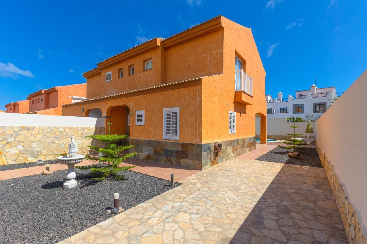 Villa Ventura Коральео Экстерьер фото